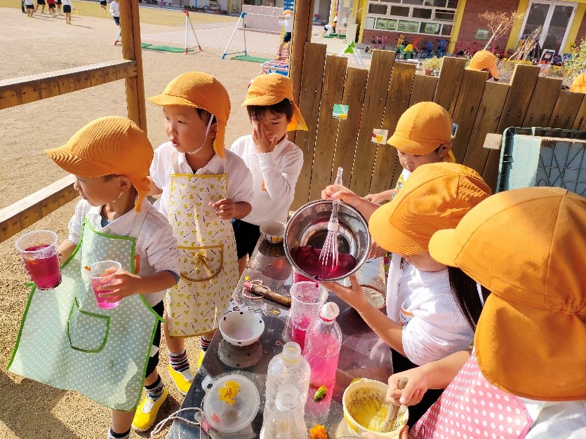 もみじ組 ジュース屋さんごっこ 岡山県倉敷市 学校法人誠之学園 認定こども園 第二まこと幼稚園